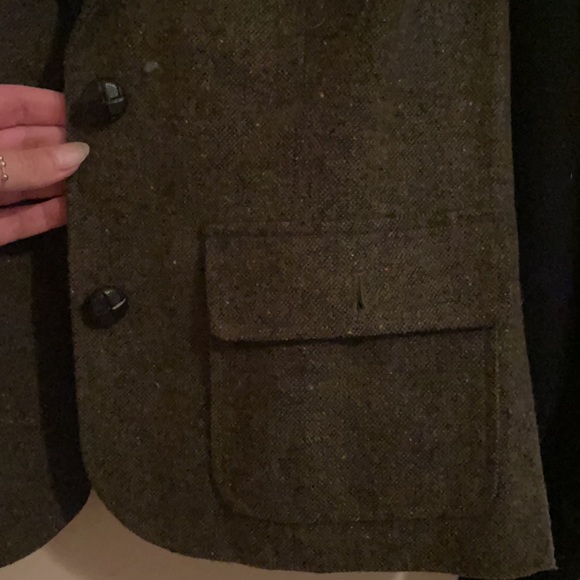 Beautifully detailed blazer - great fit and always in details. - Picture 2 of 5